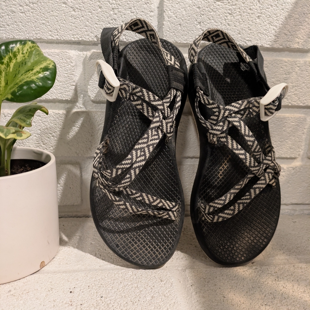 Chaco Black and White Patterned Sandals
